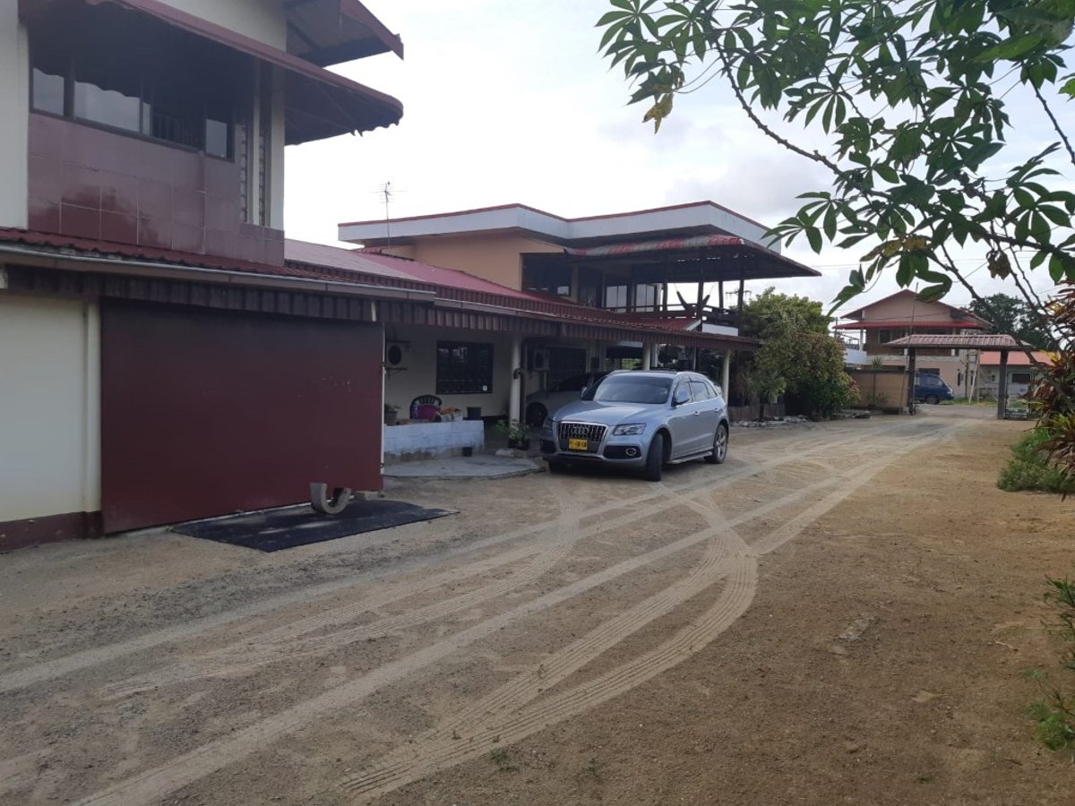 Grondhuur, Rahemalproject, Monach Vlinderweg,  508 m2, zijstr. Moensieweg. Bewoond gebied met stroom en water. Zeer gunstig gelegen. Prijs - Hoofdfoto