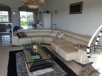 Eigendom Kierti Tikaiweg-Tout Lui Fautweg. 2 percelen van 600m2 naast elkaar. Verharde weg, alle nutsvoorzieningen, bewoond gebied. Prijs p. stuk - Foto 2