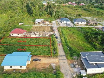 Eigendomskavel, Moh. Haniefweg 16 zijstr Menckebergstraat) groot 800 m2 met 3-kamer woning. Geheel omrasterd - Foto 2
